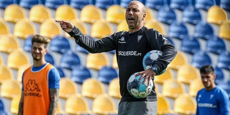 Beşiktaş'ın "anlaştık" dediği Pinheiro'dan açıklama: Takımdan ayrılmıyorum, burada kalıyorum