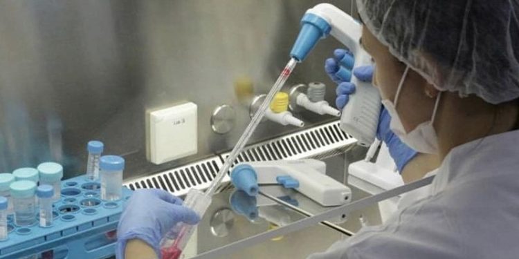 Bilim Kurulu Üyesi Prof. Dr. Şener: Hastaların tamamına yakını Delta ve Delta Plus varyantına sahip