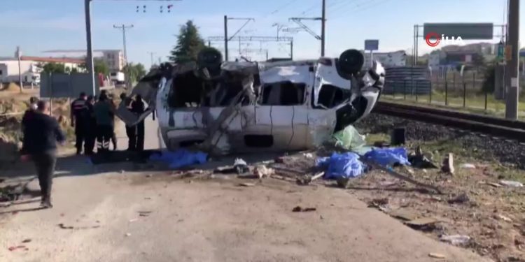 Bilirkişi: 7 işçinin ölümünden TCDD ve Karayolları da sorumlu