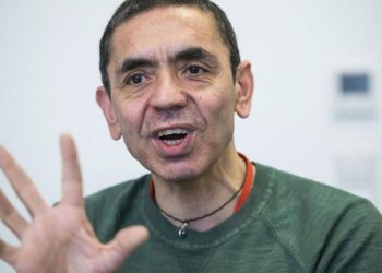 BioNTech CEO'su Şahin: Aşılı olanlar Omicrondan korkmasın