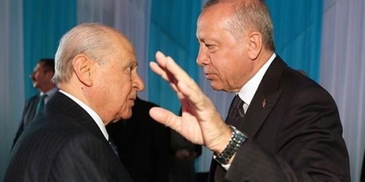 Bloomberg analizi: Muhalefet, Cumhur İttifakı'nı rahatça alt edebilir