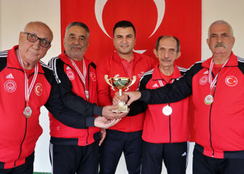 Boccenin "İhtiyar Delikanlılar"ı adlarını Avrupa'da duyurmak istiyor