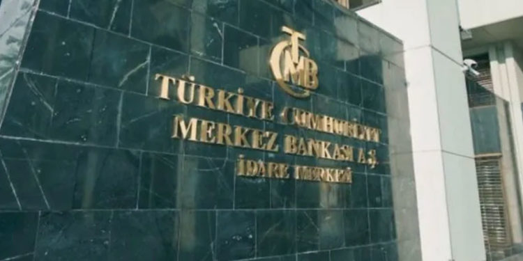 Britanyalı banka, dolar/TL’de 16, faizde 300 bp daha indirim bekliyor