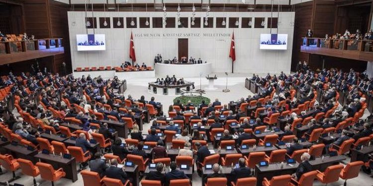 Bütçe maratonunda kapanış oturumu