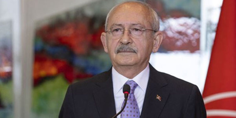 CHP liderinden MEB’deki ‘dürüst bürokratlar’a mesaj: Sabretsinler, az kaldı