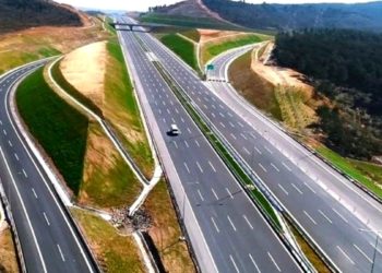 CHP'li Akın: Kuzey Marmara Otoyolu'nda açılmayan yol için 154 gün yandaşa ödeme yapıldı