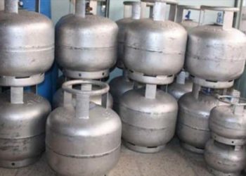 CHP'li Akın: Son 11 ayda mutfak tüpüne 20 kez zam geldi