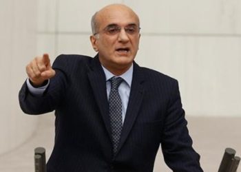 CHP'li Bingöl: Bırakın ekmeği, vatandaşı yarım simide dahi muhtaç ettiler