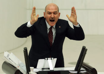 CHP’li Özkoç: Soylu El Kaide lideri birini TC vatandaşı yapmış, kimse bir şey demeyecek mi?