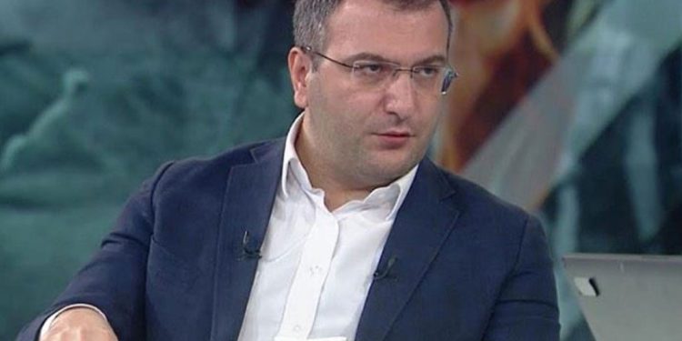 Cem Küçük, emekliye yapılacak zam için canlı yayında oran verdi