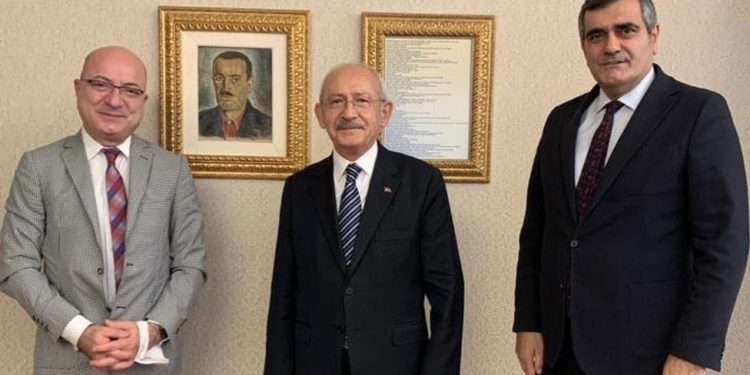Cihaner'den Kılıçdaroğlu'na ziyaret: Adaylığına ve son dönem politikalarına destek verdi