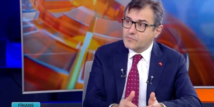 Cumhurbaşkanlığı'ndan kur itirafı: Daha erken müdahale edilebilirdi