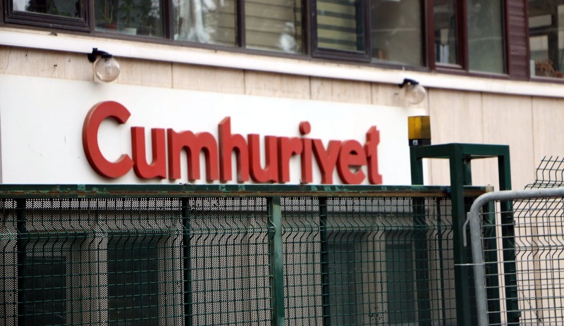 Cumhuriyet'te ayrılıklar devam ediyor: O 'alev'e gaz olacağıma işsiz kalırım daha iyi