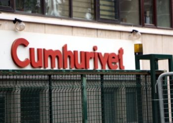 Cumhuriyet'te ayrılıklar devam ediyor: O 'alev'e gaz olacağıma işsiz kalırım daha iyi