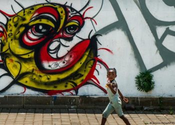 DSÖ: Omicron vakaları genellikle ağır seyretmiyor