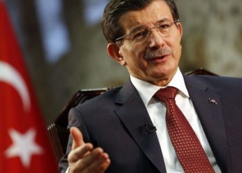 Davutoğlu: 3 yılda 3 Maliye Bakanı gördük, bunun adı kurumsal çöküştür