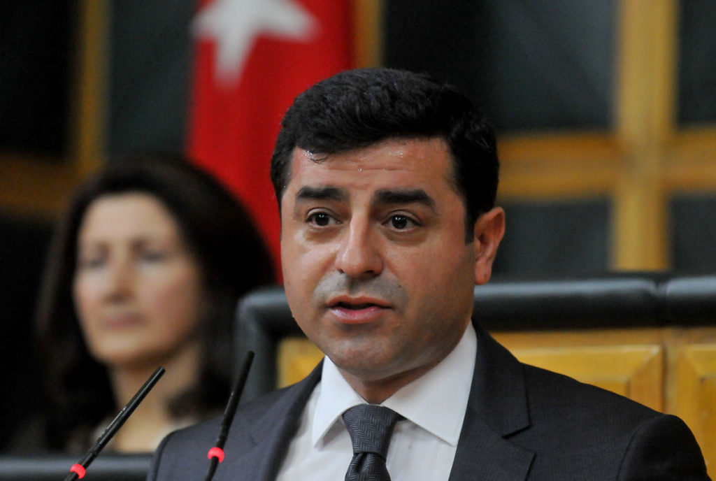 Demirtaş’tan DEM yorumu: Dolandırıcılık