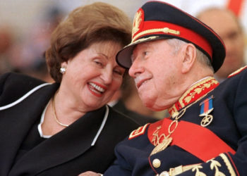 Diktatör Pinochet'nin eşi Lucia Hiriart 99 yaşında öldü, Şili'de sevinç gösterileri yaşandı