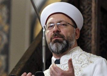 Diyanet İşleri Başkanı Ali Erbaş: Korkumuzdan yeni araba alamıyoruz