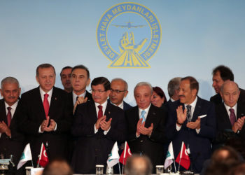 Dolar garantili ödemeleri eleştiren Davutoğlu’na ‘başbakanlığında sessiz kaldın’ tepkisi