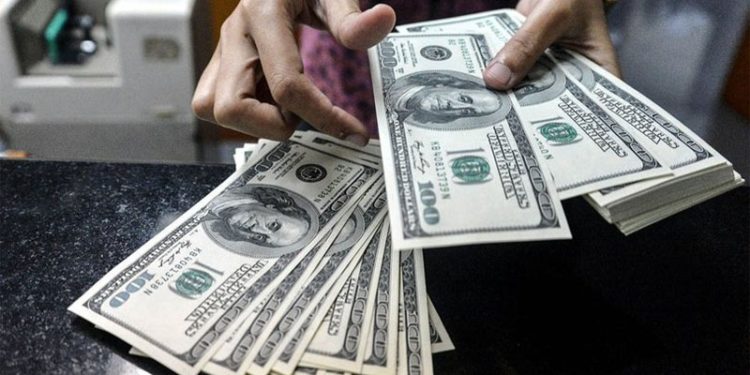 Dolar güne yükselişle başladı: 14,80’i aştı