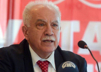 Doğu Perinçek: 500 milyar dolara yakın dış borç altında olan bir ülke iflas noktasındadır