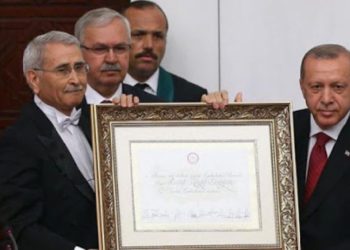 Durmuş Yılmaz'dan Erdoğan'a 'Beyni sulanmış' yanıtı: Burada hakaret var