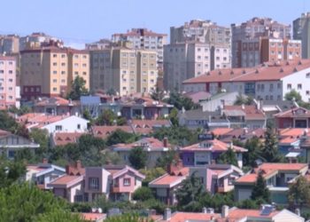 Döviz kuru yükseldi, yabancılar rekor sayıda ev aldı