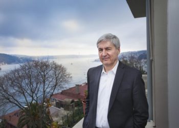 Dövize Çevrilebilir Mevduat ülkeyi 70 cente muhtaç etmiş