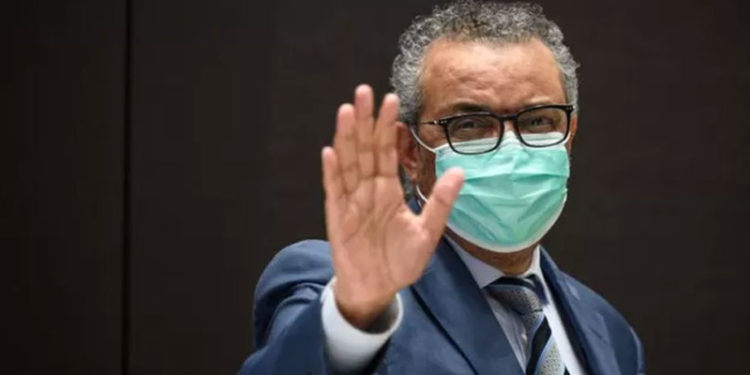 Dünya Sağlık Örgütü, insanları Noel ve yılbaşı etkinliklerini iptal etmeye çağırdı