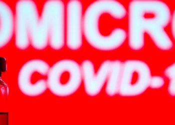 Dünya geneli günlük Covid vakaları rekor kırdı; ölümlerde belirgin artış yok