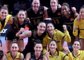 Dünyanın en büyüğü 4. kez VakıfBank