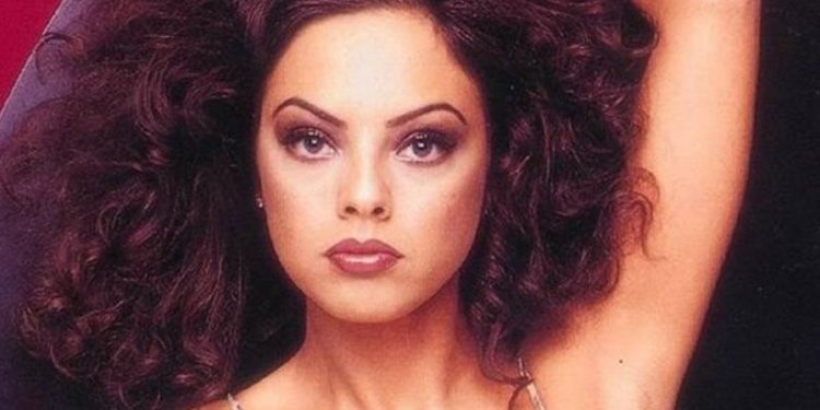 Ebru Gündeş'in beyin kanaması tıp literatürüne geçti