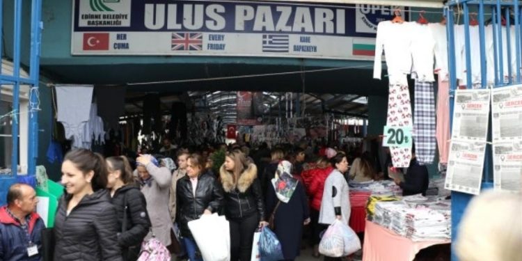 Edirneli esnafa Bulgar turist şoku: Sahte dolarları tanıyamadım