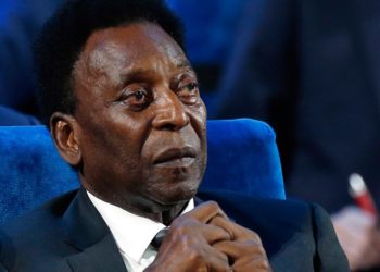 Efsane futbolcu Pele, hastaneden taburcu edildi