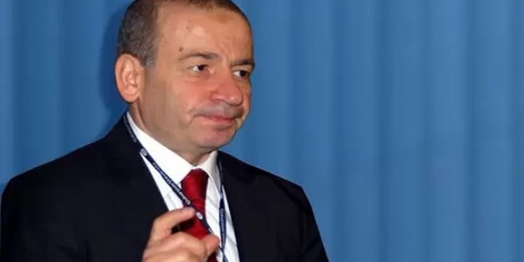 'Ekonomik OHAL' tartışmasını başlatan Özgenç: Sorun erken seçimle çözülme özelliğini yitirdi