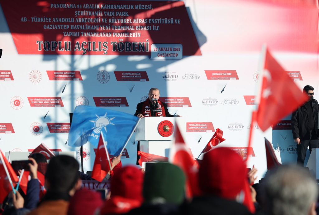 Erdoğan ‘iş yok’ diyenleri eleştirdi: Nankör, nankör bunlar