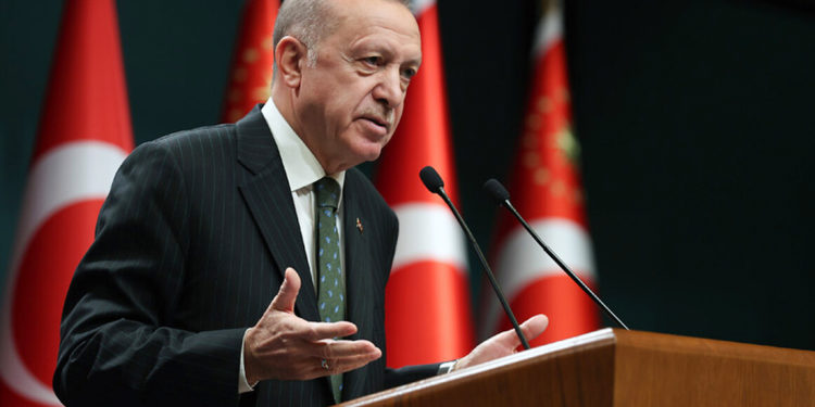 Erdoğan, 5 yıl önce KHK ile kapatılan TUSKON’u yatırıma davet etti