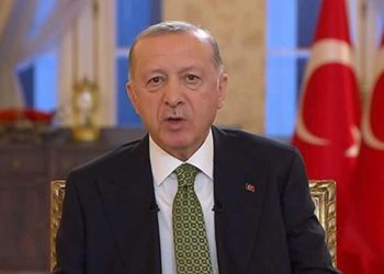 Erdoğan: Faizi düşürüyoruz, enflasyon da inşallah düşecek