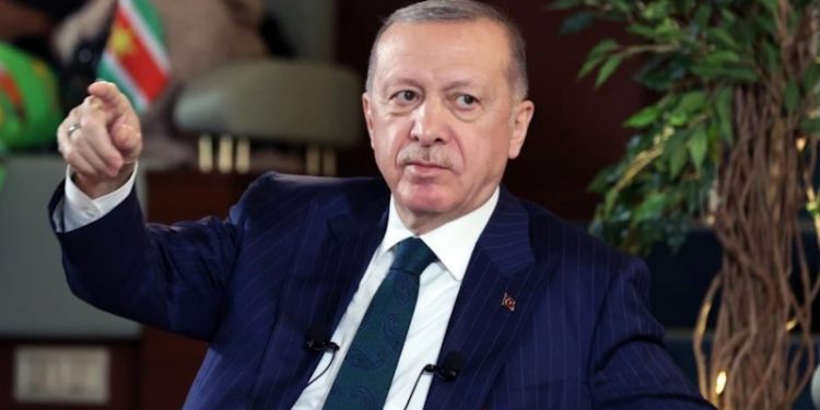 Erdoğan: Faizi yine düşüreceğiz