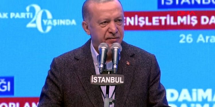 Erdoğan: Gezi'de 'Zulüm 1453'te başladı' diyen CHP artıklarına karşı mücadelemiz
