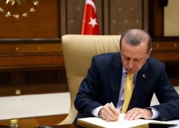 Erdoğan'dan Hazine ve Maliye Bakanlığı'na müdahale, görevden alındılar