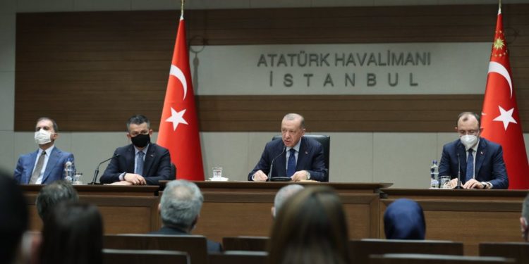 Erdoğan’a ‘sorulacak’ sorular basın toplantısından önce sızdı: Kim hangi soruyu soracak tek tek belirlenmiş