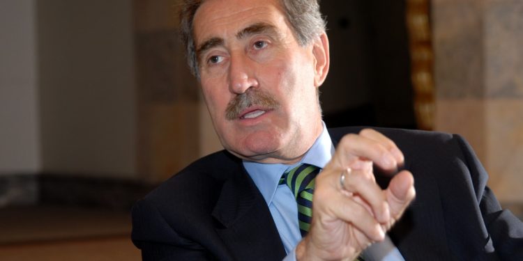 Ertuğrul Günay’dan KHK çıkışı: Vatandaşını açlığa mahkum eden toplumda demokrasi olmaz