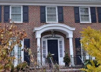 Evde Tek Başına filmindeki ev Airbnb'den tutulabilecek