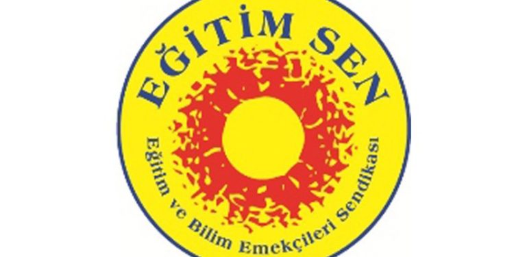Eğitim Sen: Sadece 1 üniversitenin girişinde maske dağıtılıyor