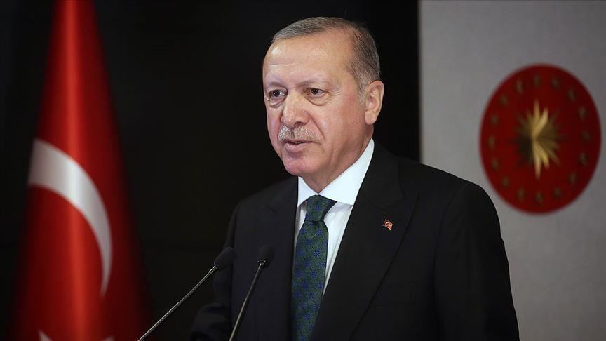 FT: Erdoğan'ın faizi indirerek enflasyonu düşürme politikası neden işe yaramıyor?