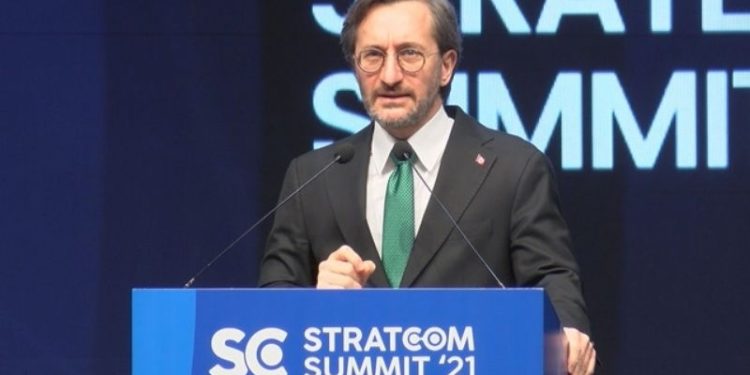 Fahrettin Altun: Yeni medya nefret suçlarının gündeme gelmesine kaynaklık ediyor