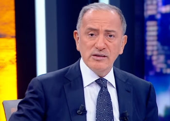 Fatih Altaylı: Merkez Bankası kâğıt üzerinde faiz indiriyor, gerçek hayatta faiz artıyor