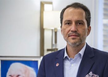 Fatih Erbakan'dan asgari ücret eleştirisi: 2-3 ayda eriyip gidecek